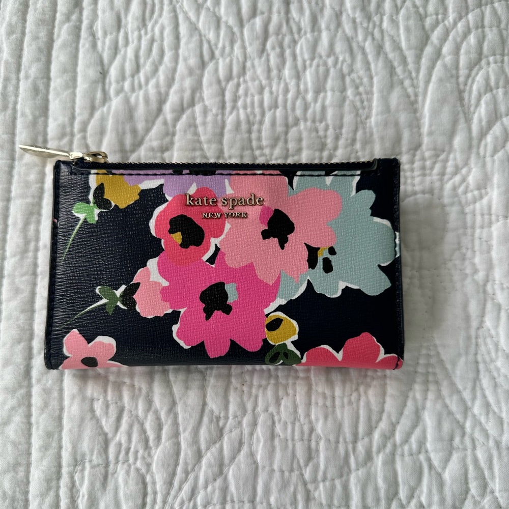 Kate Spade Small Slim Bifold